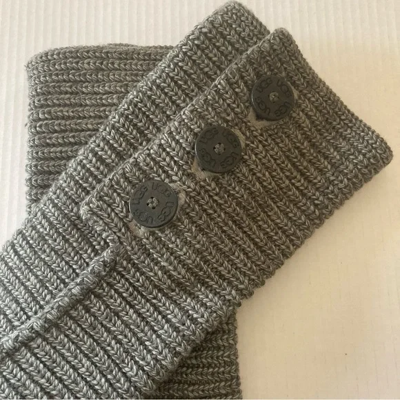 UGG Classic Cardy Boots Size 6 - Picture 9 of 11